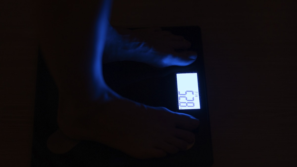 Ideal Weight Calculator: 4 Formulas, 4 Different Numbers