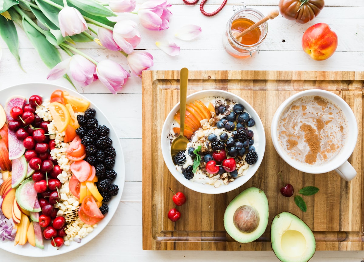 Protein and vegetables for the follicular phase, intermittent fasting for women